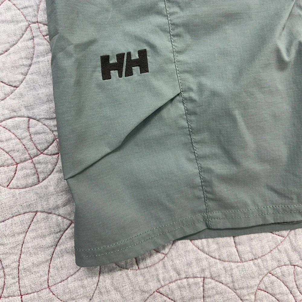 Helly Hansen Vista Hike Cargo Shorts Sage Green UPF 50+ / Men's Large